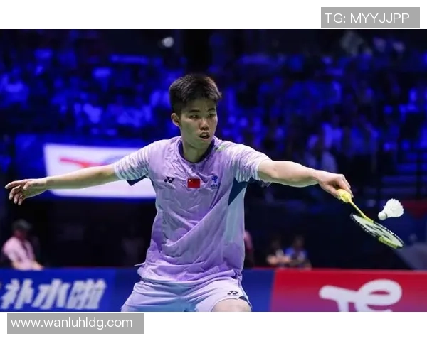 成都羽毛球队在世界杯预选赛中以70分高居榜首展现强劲实力